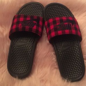 Nike buffalo check Benassi JDI SE slide